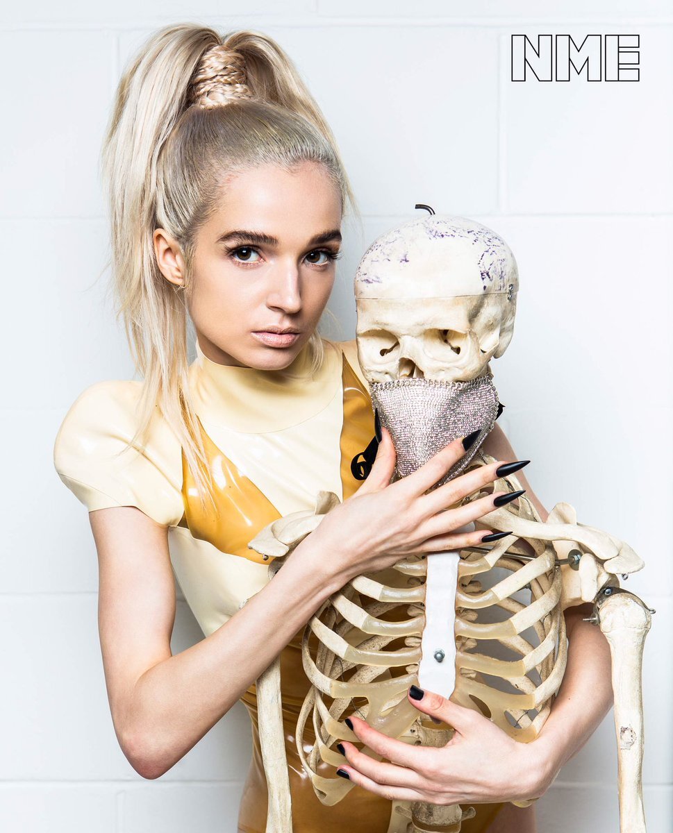 POPPY with the brand new single *Time Will Tell* from 2026 is AMAZING! It's Friday, the Megadeth album is out, now Poppy has made a name for herself. - Metal, Alternative Metal, Metalcore, Poppy, Video, Youtube, Longpost