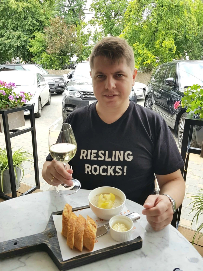 � �������� ����������� ���� �������� 42-������� ��������� �������, ���������� ����������� �����������: ������ �������� ����� ���������� � �������.������� �� <!--noindex--><a href="https://pikabu.ru/story/shou_s_nozhami_i_pletyami_chto_izvestno_o_bdsmsomele_iz_krasnogorska_kotoryiy_ubil_svoyu_zhenu_13623653?u=http%3A%2F%2FWWW.KP.RU&t=WWW.KP.RU&h=bc2d42ec5a1e52f723af09ce2b89b8e39ff4a868" title="http://WWW.KP.RU" target="_blank" rel="nofollow noopener">WWW.KP.RU</a><!--/noindex-->: <!--noindex--><a href="https://pikabu.ru/story/shou_s_nozhami_i_pletyami_chto_izvestno_o_bdsmsomele_iz_krasnogorska_kotoryiy_ubil_svoyu_zhenu_13623653?u=https%3A%2F%2Fwww.kp.ru%2Fdaily%2F27751%2F5198903%2F&t=https%3A%2F%2Fwww.kp.ru%2Fdaily%2F27751%2F5198903%2F&h=f28ff30bbbd5f54bd934c45659011f22737e7ad7" title="https://www.kp.ru/daily/27751/5198903/" target="_blank" rel="nofollow noopener">https://www.kp.ru/daily/27751/5198903/</a><!--/noindex-->