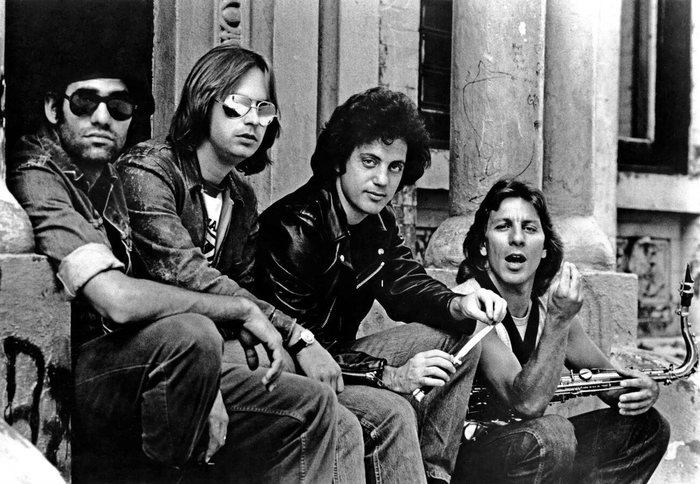 ����� ����� � ����� ��� ���������� ������. �����-���� � ������� "52nd Street", 1978. ���� ������� ���������: ��� ���� � ������, � �����.