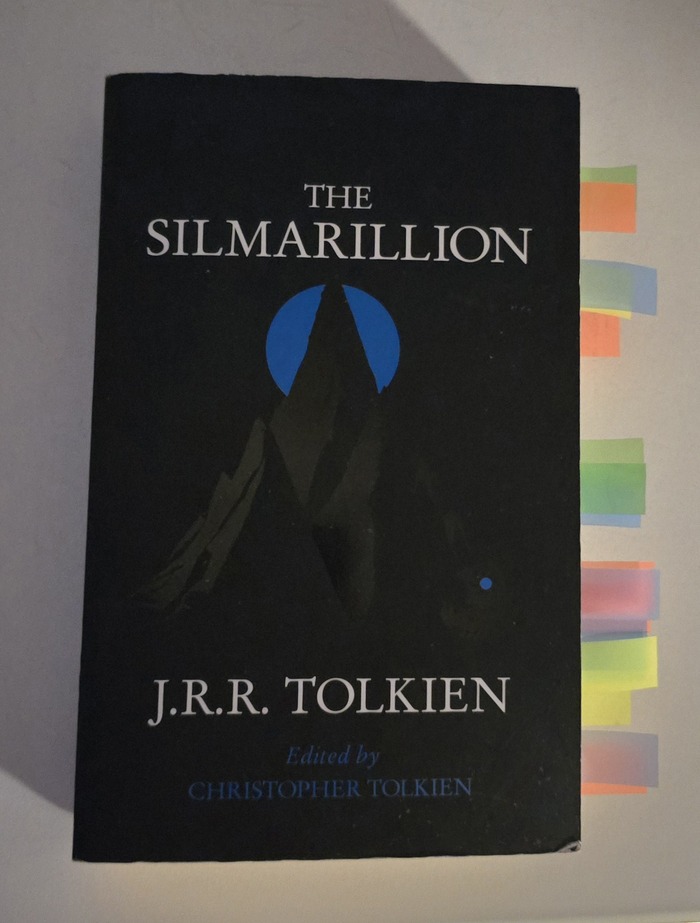 Ответ на пост «Ответ на пост "Ответ на пост "Есть ли у вас книга которую вы читали более 5 раз?""»