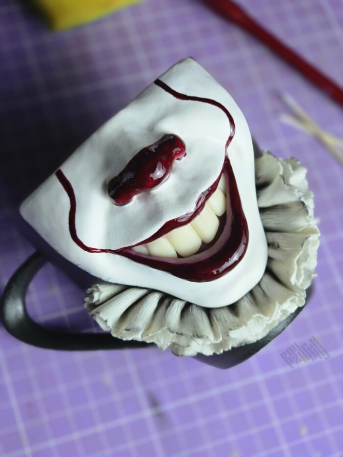 какой-то слишком жизнерадостный