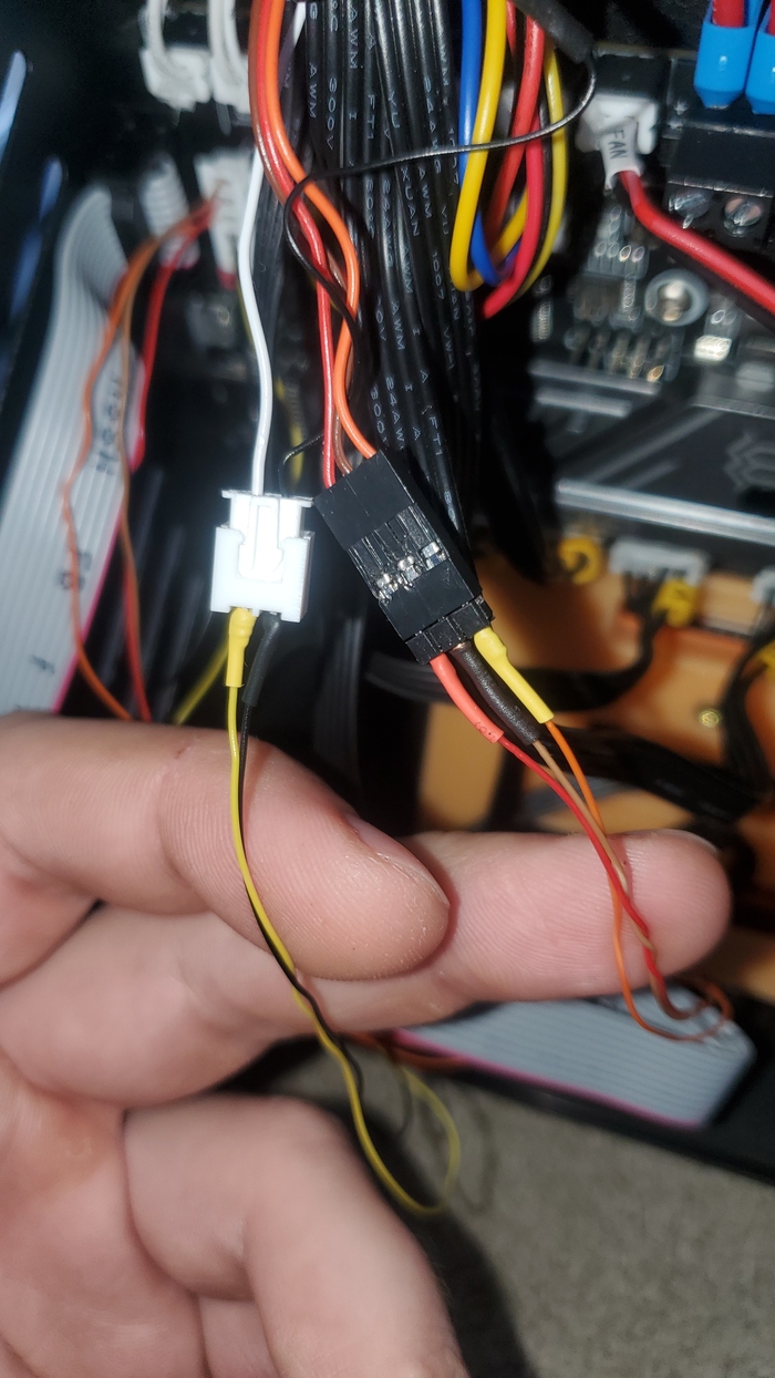 ����������� ������� ����������� CRTouch. � ����������� ������ � ������ � ����� �������� ����� ������� �������� � Z-stop �� �����.