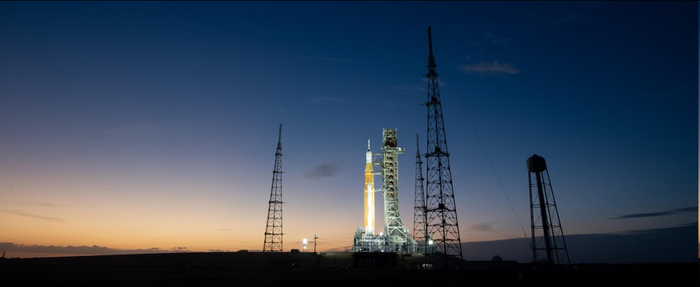 ������� SLS