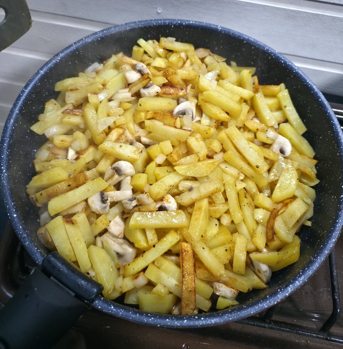 Просто жареной картошечки вам в ленту)