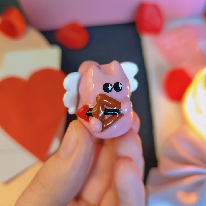 Котик-купидончик