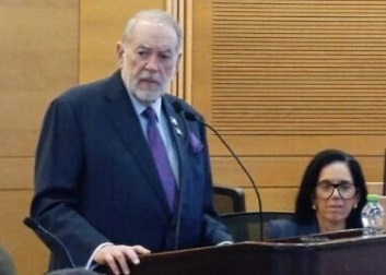 ����� ��� � ������� ���� ������: ���������-����������� ������ ������� �� ����� �����-������������ ���������