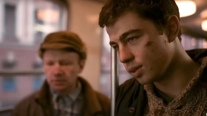 Тв1000 вырезали знаменитую фразу Багрова в трамвае...