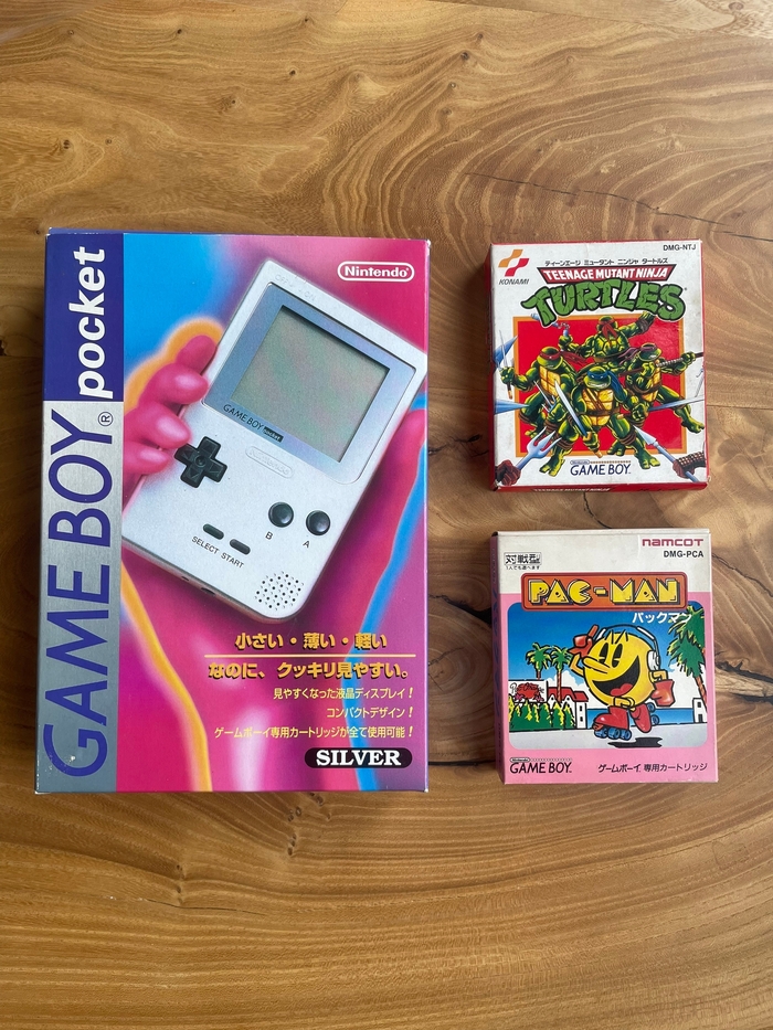 ������������ GAME BOY pocket