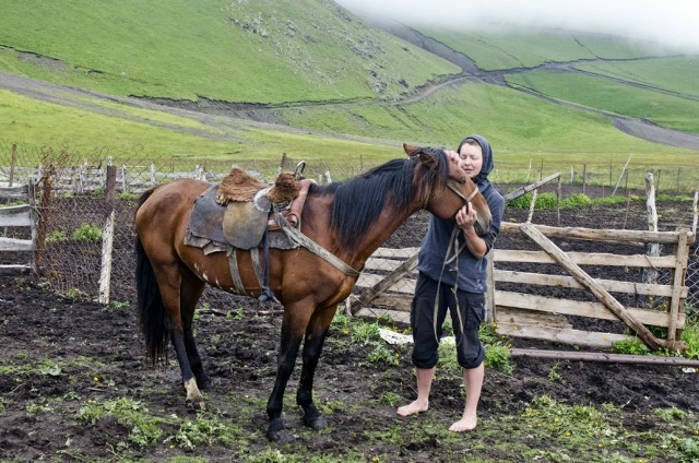 Просто баба я страшная, вот никто и не полез.
