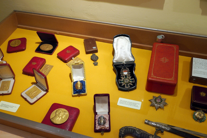 ���������� �������� �� ������ ��������, ����� ������ ����������, ���������, ������ ����, ��������� ������ � ���� ������� ������� ������ ���������. 