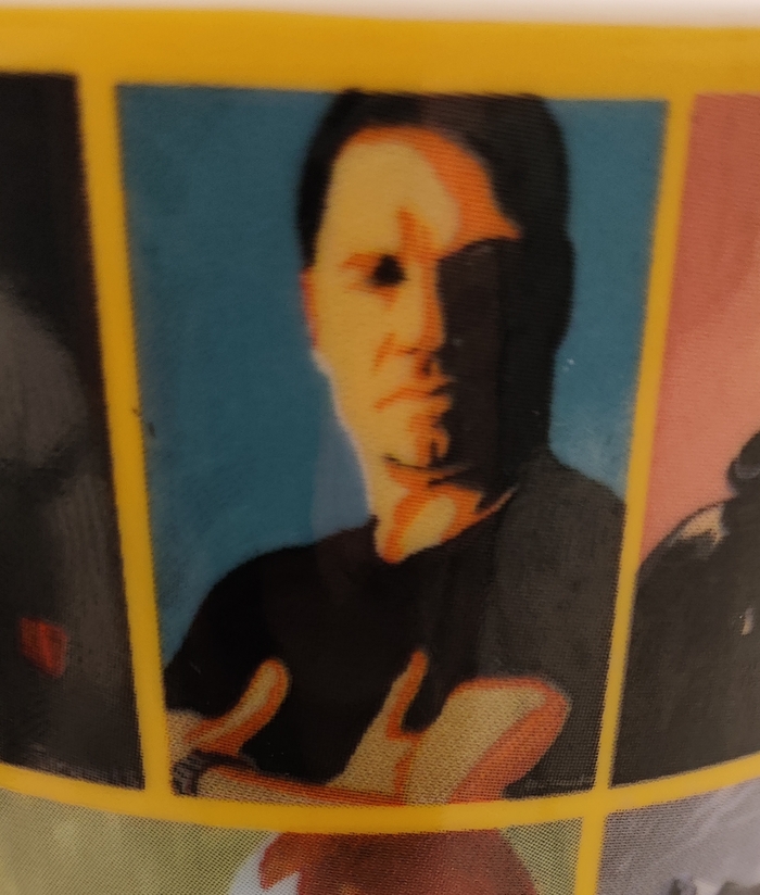 Кто это на кружке?!?