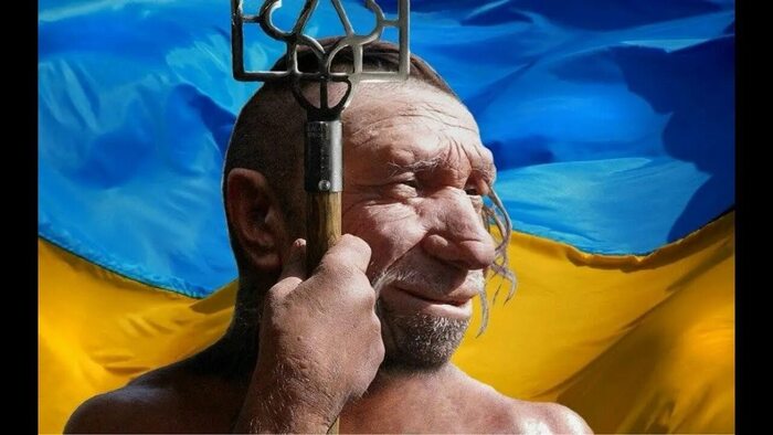 Ответ на пост «На Украине снесли скульптуру Буратино. Какие же клоуны»