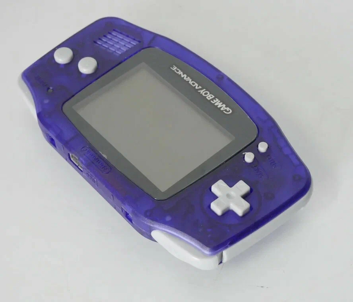 Game Boy Advance (���������� GBA) � 32-��������� ����������� ������� ������� �������� Nintendo, ����������� Game Boy Color. ��������� � ������� ��������� ������� ������.