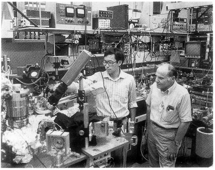 <a href="https://ru.wikipedia.org/wiki/%D0%A7%D1%83,_%D0%A1%D1%82%D0%B8%D0%B2%D0%B5%D0%BD" target="_blank" rel="nofollow noopener">������ ��</a> � <a href="https://ru.wikipedia.org/wiki/%D0%AD%D1%88%D0%BA%D0%B8%D0%BD,_%D0%90%D1%80%D1%82%D1%83%D1%80" target="_blank" rel="nofollow noopener">����� �����</a> � 1986 ���� ����� ���������� ������� ������������ ��� <a href="https://ru.wikipedia.org/wiki/%D0%9E%D0%BF%D1%82%D0%B8%D1%87%D0%B5%D1%81%D0%BA%D0%B8%D0%B9_%D0%BF%D0%B8%D0%BD%D1%86%D0%B5%D1%82" target="_blank" rel="nofollow noopener">���������� ��������</a> � Bell Labs