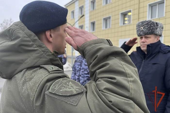 В канун юбилея ведомства в Управлении Росгвардии по Новосибирской области состоялось торжественное построение личного состава