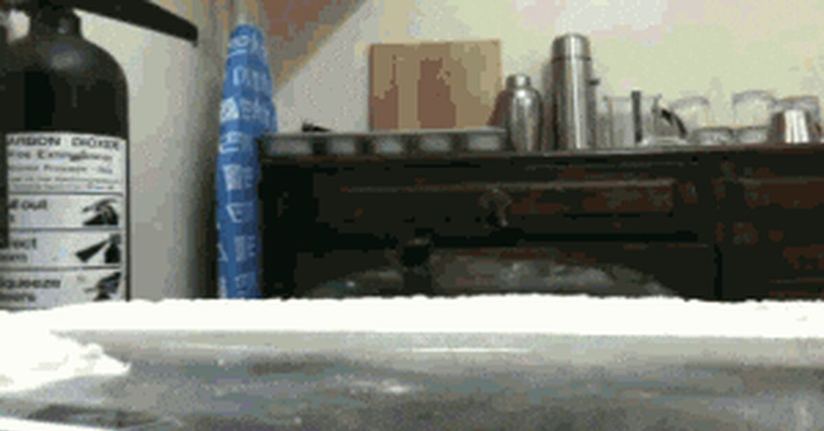 A typical Monday - Short videos, Humor, A vacuum cleaner, GIF