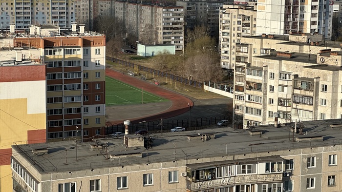 Совсем под боком стадион