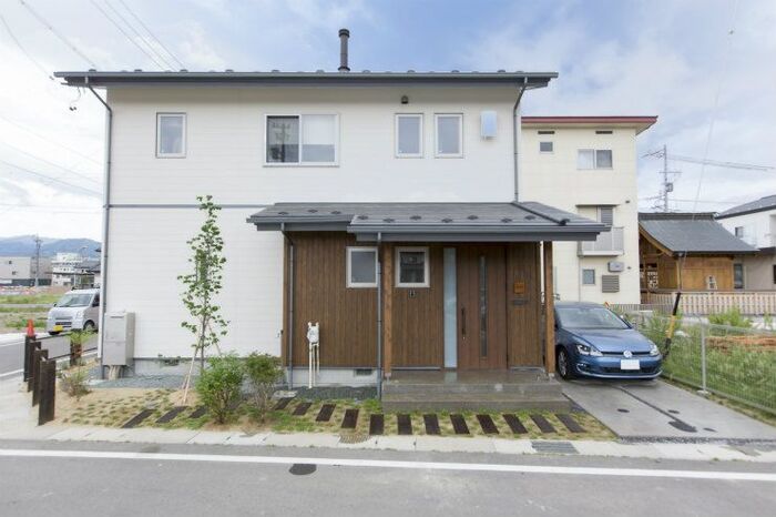 почти как у нас, только без забора