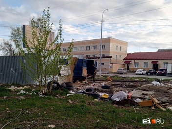 ���� ������ ��� ������ �� ������������, 30 � ��� 2025 ���� ��������: �������� <!--noindex--><a href="https://pikabu.ru/story/v_ekaterinburge_pod_oknami_zhiteley_poyavilsya_musornyiy_poligon_syuda_privozyat_opasnyie_otkhodyi_13878454?u=http%3A%2F%2FE1.RU&t=E1.RU&h=d14cb2f4849bc246a517d6332b909846dc263a36" title="http://E1.RU" target="_blank" rel="nofollow noopener">E1.RU</a><!--/noindex-->