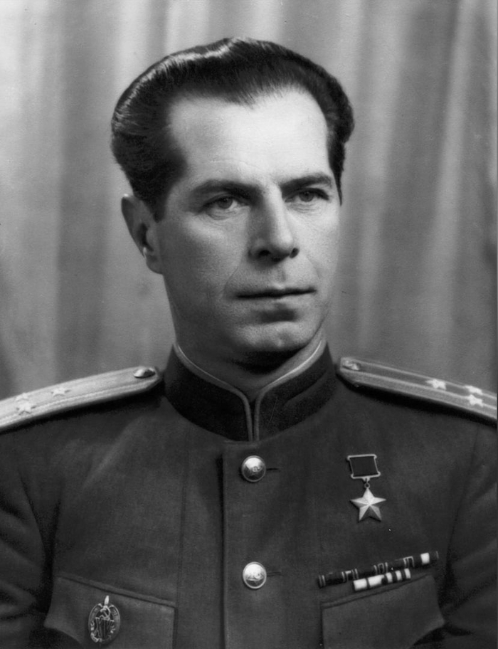 Настоящий "Железный Дмитрий"