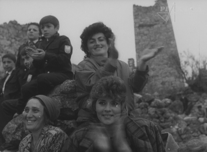 Кадры из киножурнала «Северный Кавказ», опубликованного выше