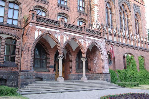 � ����������� ������� ���� �������� �� ��� � �������� ���������� �������, ������� �� ������ � �����.