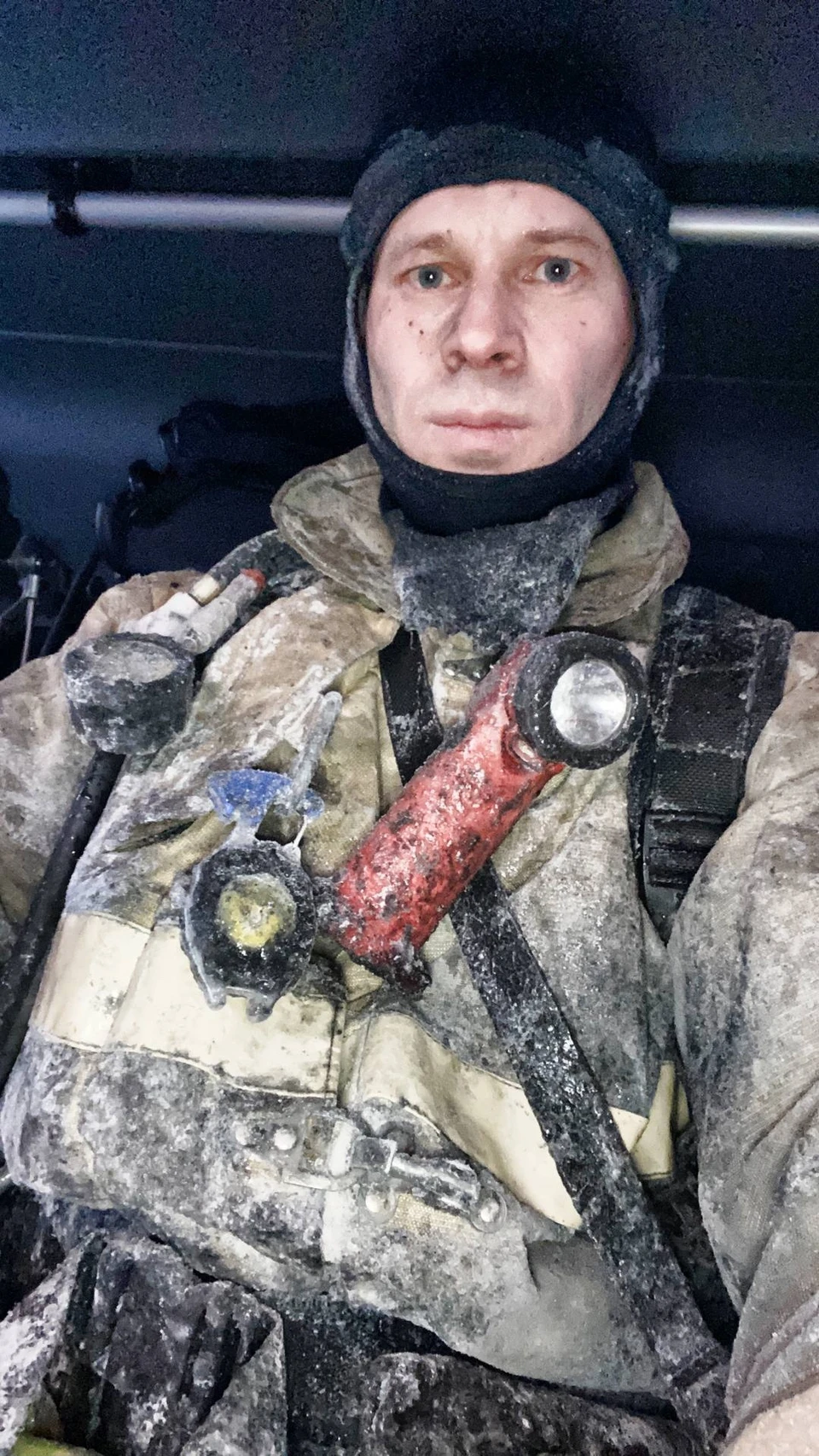 I'll never forget the look on my cat's face when he woke up: A Tyumen firefighter rescued his pet from a fire and revived him. - My, Rescuers, Firefighters, Animal Rescue, Video, Short videos, Longpost, cat, Tyumen, A wave of posts