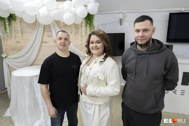 � ������ � ���������� ������� �������� �������� � ������� ����� � ����� ��������� ��������: ������ ������ / <!--noindex--><a href="https://pikabu.ru/story/chtobyi_kupit_nado_zarabotat_a_na_rabotu_ne_berut_kak_zhivet_uralskiy_didzhey_so_slozhnyim_diagnozom_13893167?u=http%3A%2F%2FE1.RU&t=E1.RU&h=d14cb2f4849bc246a517d6332b909846dc263a36" title="http://E1.RU" target="_blank" rel="nofollow noopener">E1.RU</a><!--/noindex-->