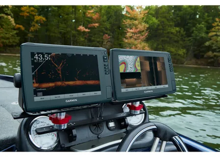 ��� �������� ������� Garmin, Humminbird � Lowrance ��-�� ������ � ������ �� ��� ����� ������ � ��