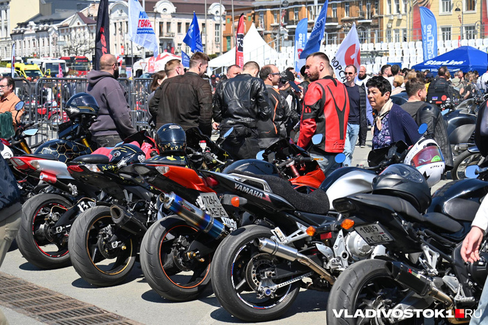 Елена Буйвол / <!--noindex--><a href="https://pikabu.ru/story/rev_motorov_vernulsya_v_gorod_baykeryi_yarko_i_shumno_otkryili_motosezon_vo_vladivostoke_13941719?u=http%3A%2F%2FVLADIVOSTOK1.RU&t=VLADIVOSTOK1.RU&h=65ff03fe28c7228e4127e83457e6f4a14f0430f6" title="http://VLADIVOSTOK1.RU" target="_blank" rel="nofollow noopener">VLADIVOSTOK1.RU</a><!--/noindex-->