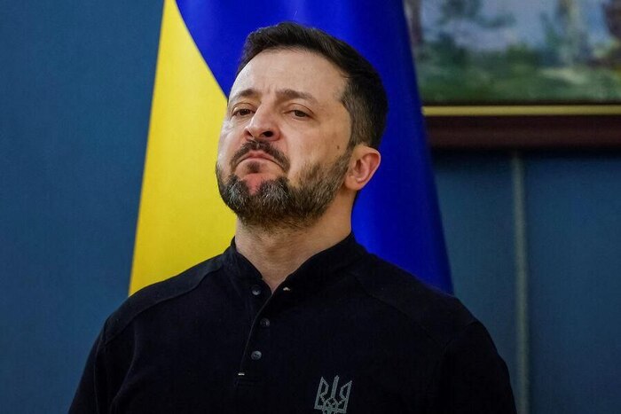 Зеленский объявил перемирие