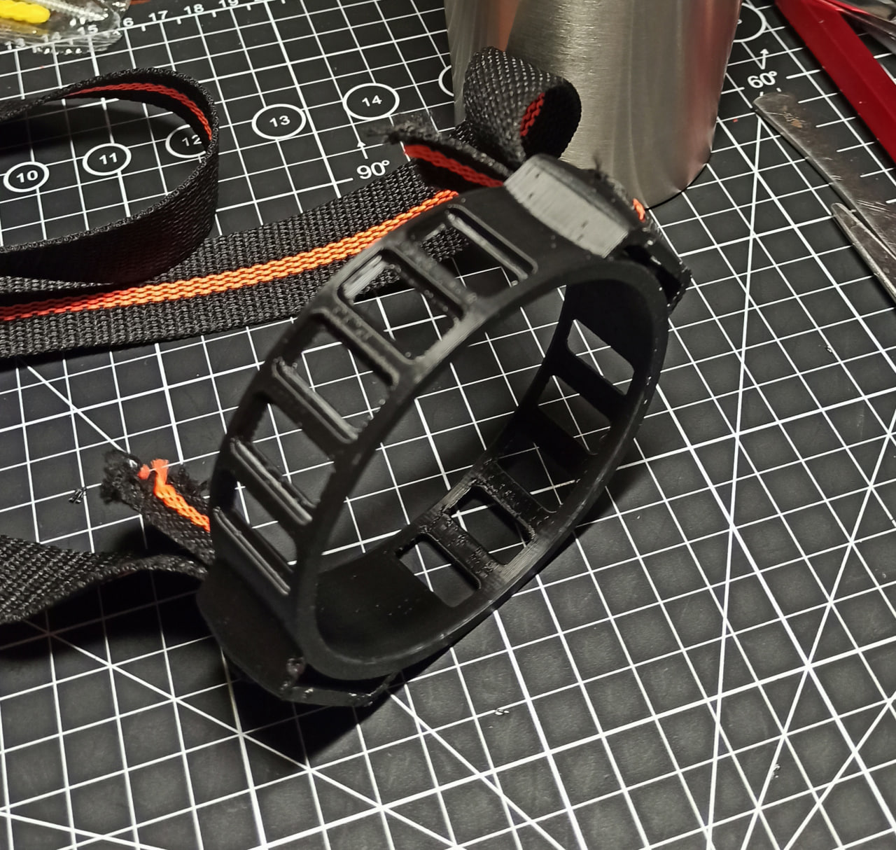 Response to the post The world's first 'wearable bottle' has exploded on social media: 15 million views in 3 days - My, Find, Trend, Water, Convenience, New items, Video, Vertical video, Short videos, Longpost, Bottle, 3D печать, 3D modeling, Reply to post, Stl