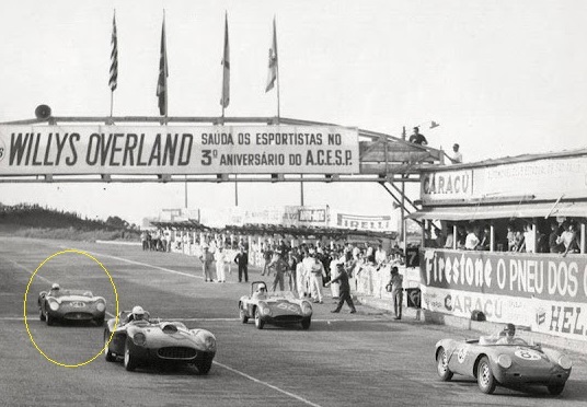 ��������� ����� "500�� �����������", Ferrari #0606 � �������� ������� 41 �� �������� �����, �����. ��������� ����� Maserati �28 ����� ����������� � �����.