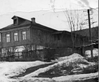 1956 год. Снимок сделан фотографом и жильцом дома С. В. Нечаевым