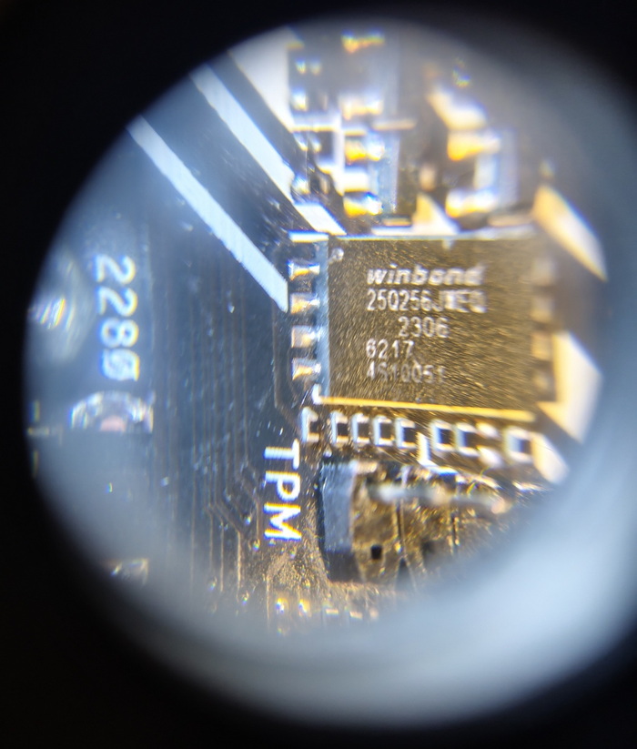 ������ Winbond 25Q256JWEQ.