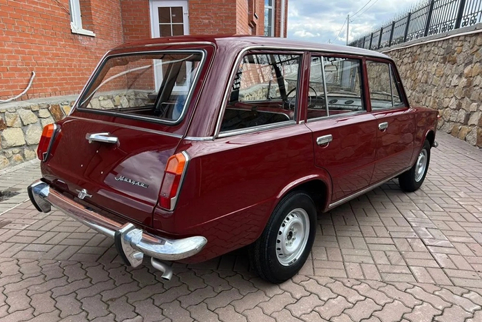 ���-2102