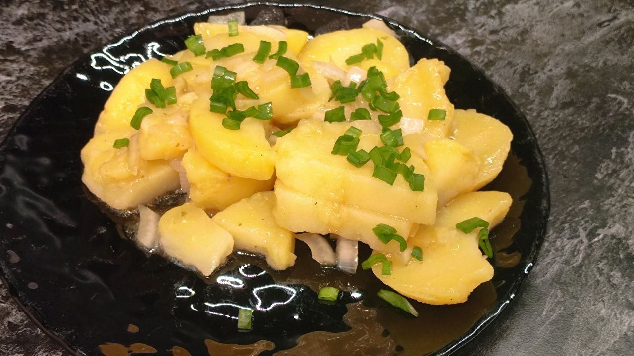 Kartoffelsalat - картофельный салат из Германии - Серия Обычные блюда со всего мира, Моё, Мужская кулинария, Рецепт, Германия, Картофель, Гарнир, Длиннопост