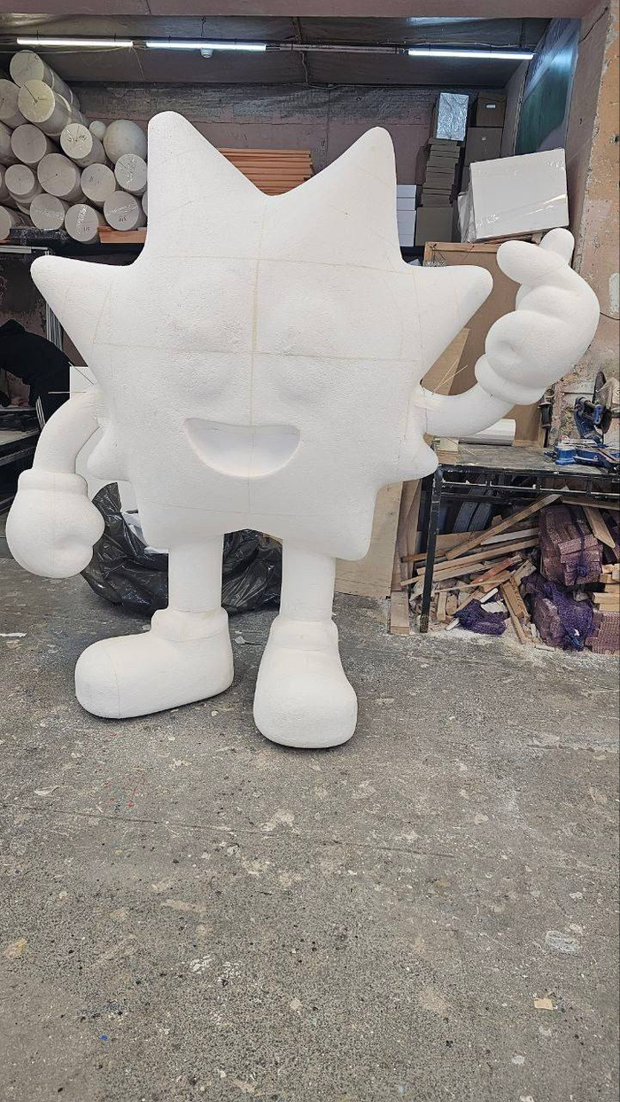 фигура из пенопласта