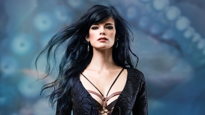 CLEMENTINE DELAUNEY (Visions of Atlantis) & INDUCTION с синглом *Strangers To Love* из альбома "Love Kills!" 2026 года SYMPHONIC POWER METAL