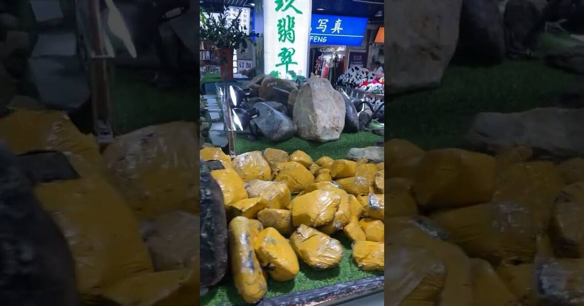 Souvenirs - Series Travels, My, Living abroad, Asia, China, Interesting places, Chongqing, Souvenirs, A rock, sights, Drive, Video, Youtube, Short videos