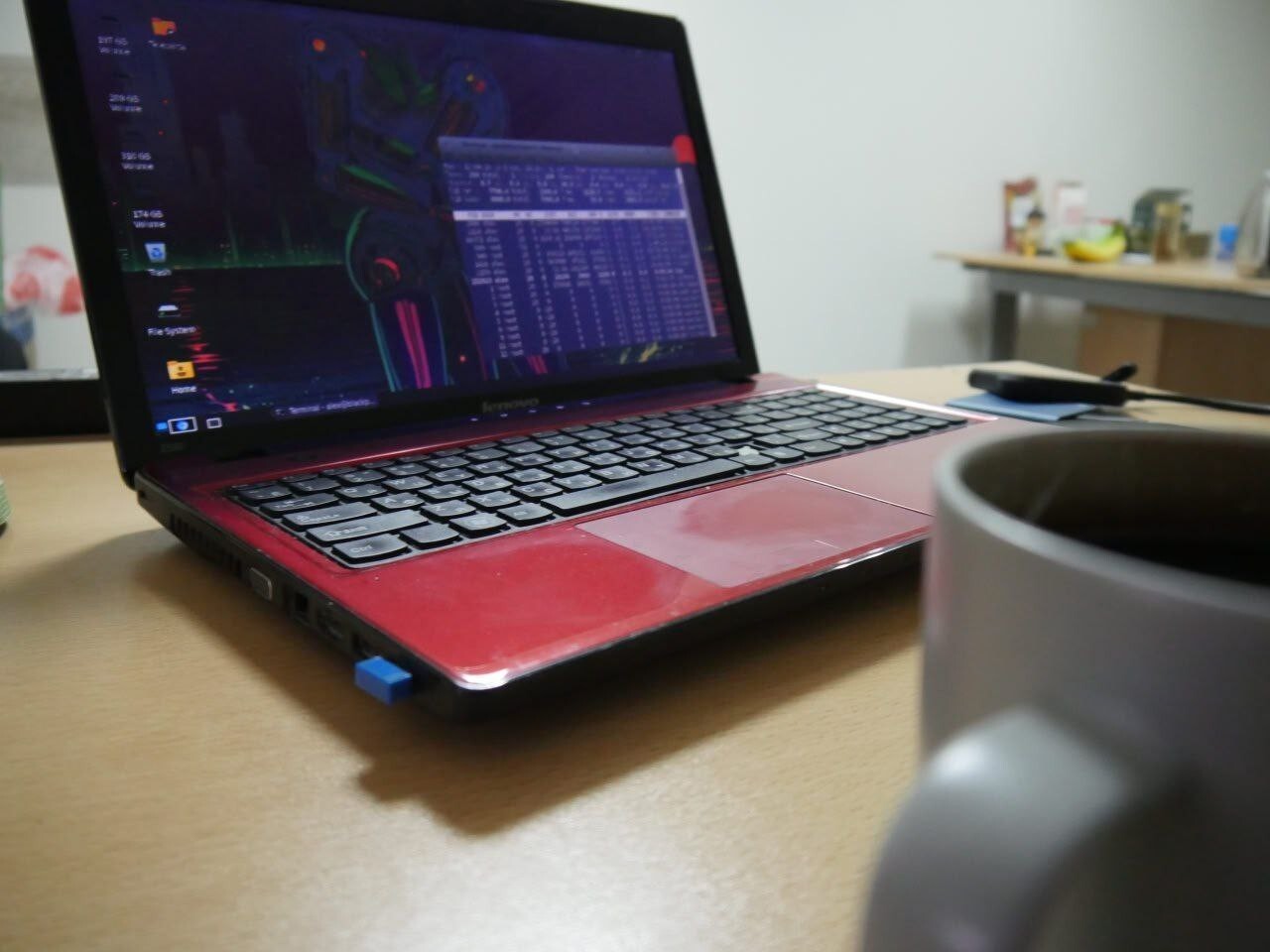 Stop Feeding Chrome! How I Made the Browser Work with a 2007 Laptop - IT, Timeweb, Google chrome, Programmer, Programming, Program, Browser, Linux, GIF, Telegram (link), Longpost, Company Blogs, Blog