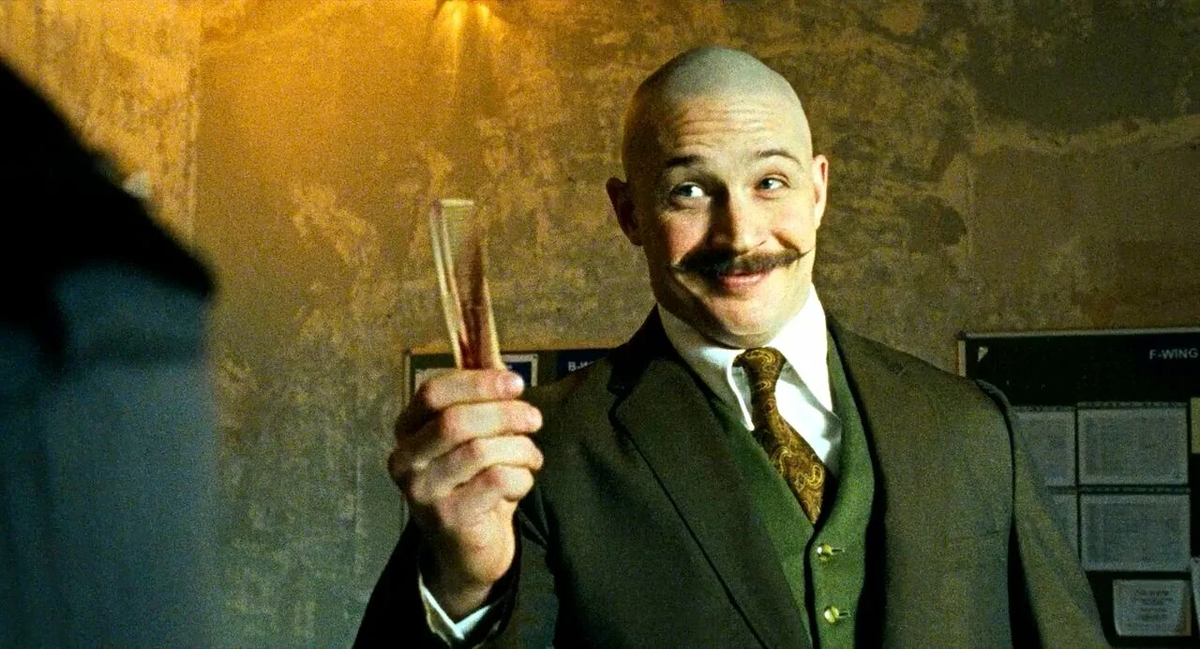 Bronson (2009) - watch only for Tom Hardy fans - Series Reviews by Abbi, My, Movies, Review, Overview, Film criticism, British Cinema, Crime, Auteur films, Arthouse, Tom Hardy, Psychological portrait, Black humor, I advise you to look, Video, Video VK, Longpost