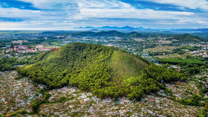 �� ��������� � ���� ��� ���� (Ngự Bình), ������� ������ ������������ ������� � ������.