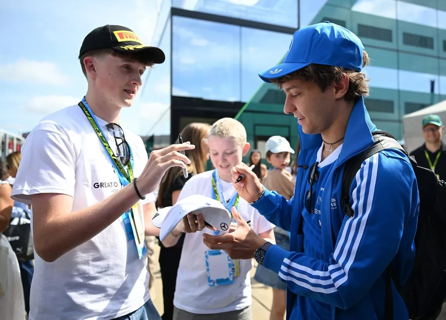 2026 British Grand Prix: Leclerc wins for the first time in two years, Russell and Hamilton take home podium - Series F1 is the queen of motorsport, My, Автоспорт, Formula 1, Speed, Race, Competitions, The photo, Great Britain, Charles Leclerc, Lewis Hamilton, George Russell, Lando Norris, Ferrari, Max Verstappen, Mercedes, Mclaren, Jeremy Clarkson, Brian May, Athletes, Sport, Extreme, Longpost