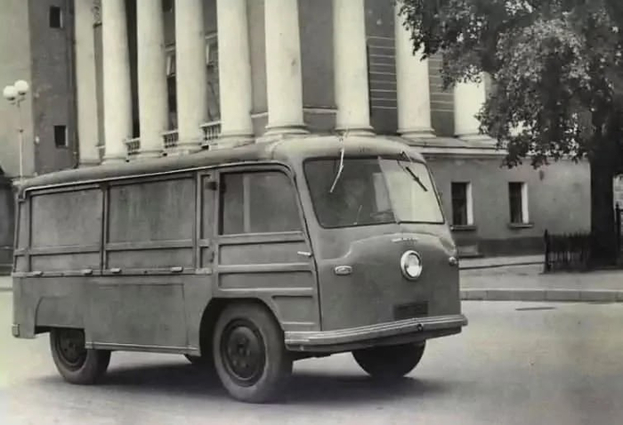 Электрокары в Ленинграде 1950-х