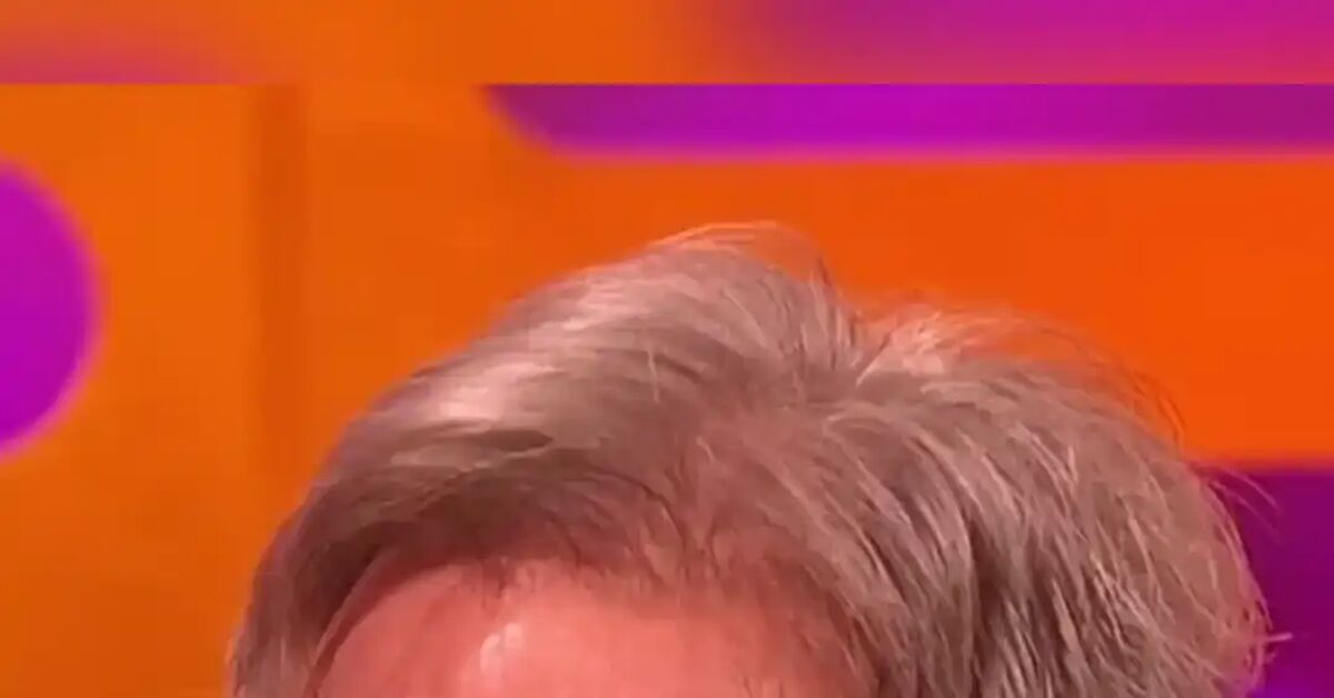 Harrison Ford trolls Ryan Gosling. - Vertical video, Short videos, Video VK, Vk Clips, Actors and actresses, Humor, Repeat, Harrison Ford, Ryan Gosling, Movies, Interesting facts about cinema, Video, Watch with sound, The Graham Norton Show
