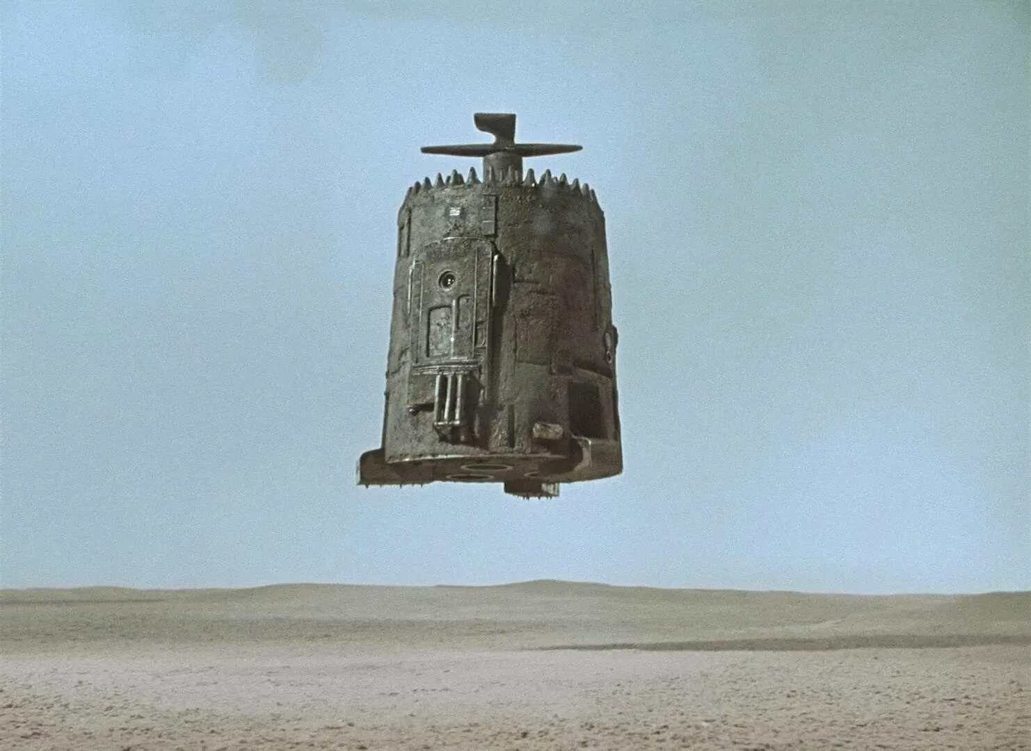 Japanese engineers watched Kin-Dza-Dza - Movies, Cosmonautics, Japan, Technics, Spaceship, Video, Vertical video, Short videos
