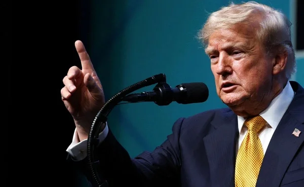Trump announced that the United States is taking control of the Strait of Hormuz. - Politics, NATO, USA, Iran, Strait of Hormuz, Oil, Money, Video, Short videos, Longpost