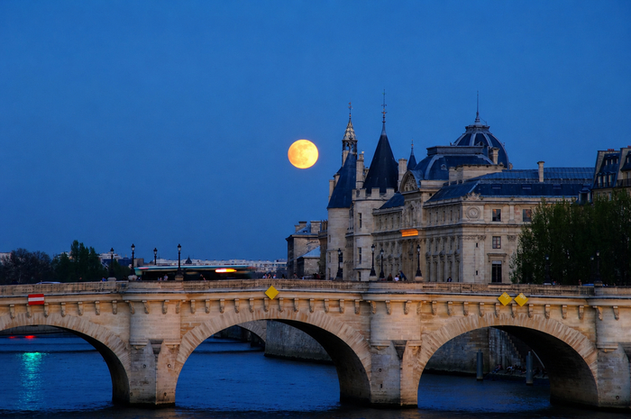 �����. ���� ���-͸� (Pont Neuf)
