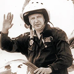 Hero of the Russian Federation Alexander Petrov - История России, History (science), Military aviation, Pilots, Test pilot, No rating, Air force, Soviet army, Air Show, Flight tests, Lipetsk, MOMENT, Sou, Officers, Colonel, Military equipment, Hero of Russia, Personality, Longpost